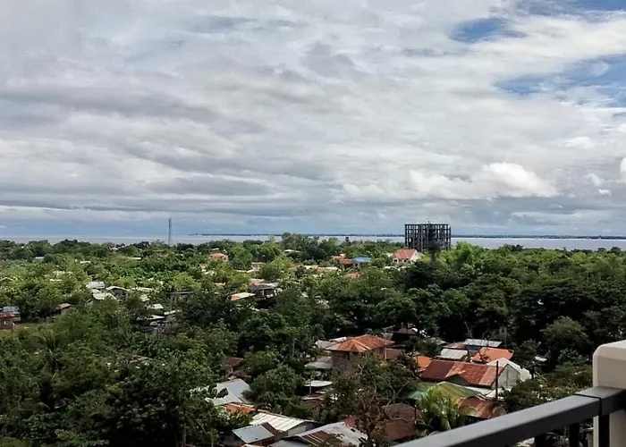 Luxury Condo-sea View- Near *