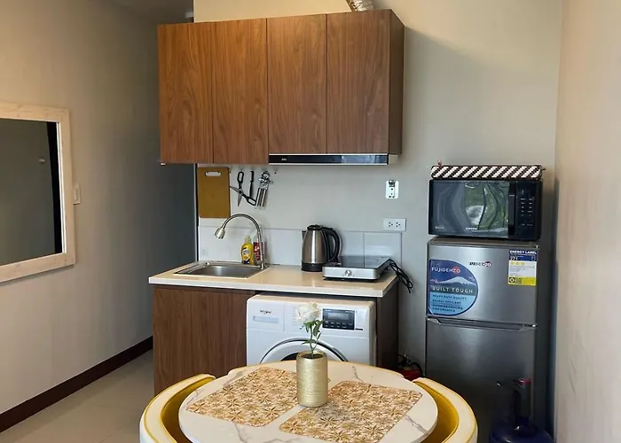 Apartment Luxury Condo-sea View- Near